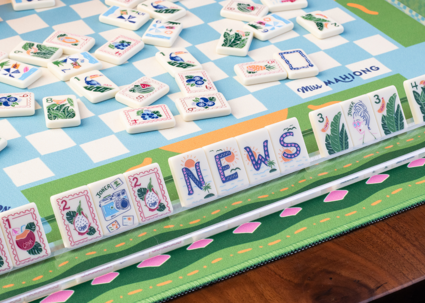 Mini Miss Out Of Office: Travel Mahjong Bundle